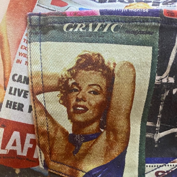 Marilyn Monroe all over print jeans  W/31 L/29 - Picture 11 of 11